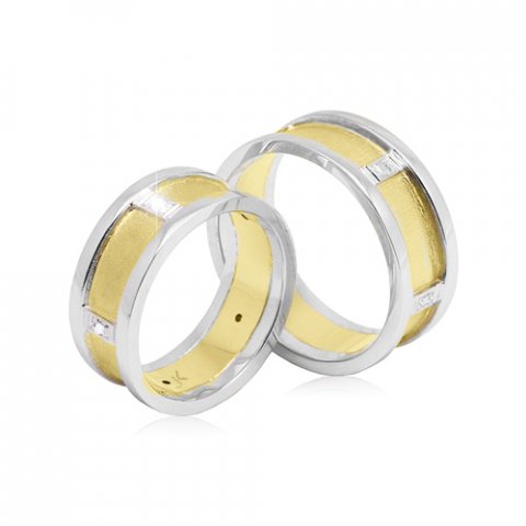 Zlaté snubní prsteny s diamanty
